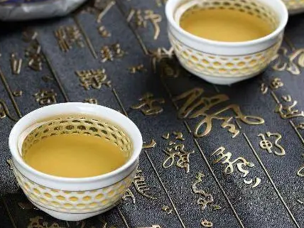 普洱茶是什么茶类(普洱茶饼取茶方法)