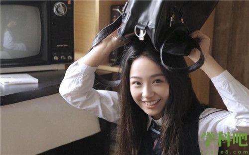 绿巨人芭乐丝瓜草莓向日葵小猪鸭脖安卓版