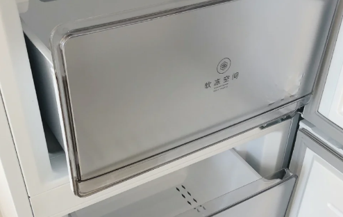 冰箱买了一个月可以换吗