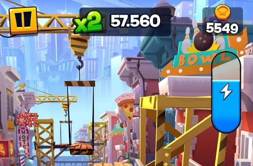 地铁跑酷无限金币版:玩家在游戏中将控制角色在火车轨道上穿梭奔跑